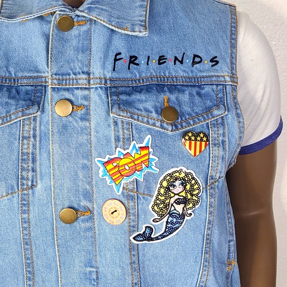 Denim Vest Size Small Light Blue Eclectic FRIENDS Fan Lobster Mermaid Fun Unique - Picture 3 of 9